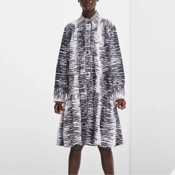 Ganni Dresses & Skirts - Ganni POPLIN MIDI DRESS Tiger Zebra NWT EU 40